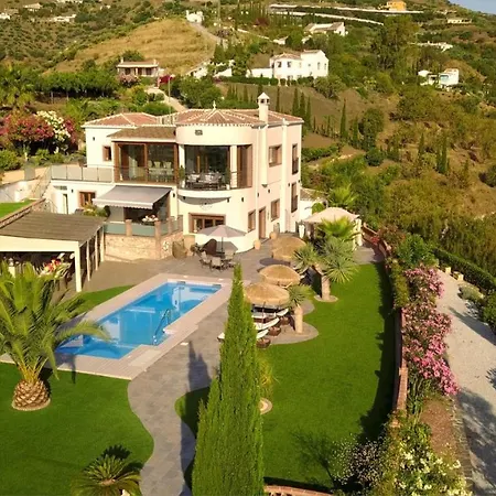 Exceptional Costa Del Sol El Espuela For 8 Heated Pool Amazing Views & Quality Torrox