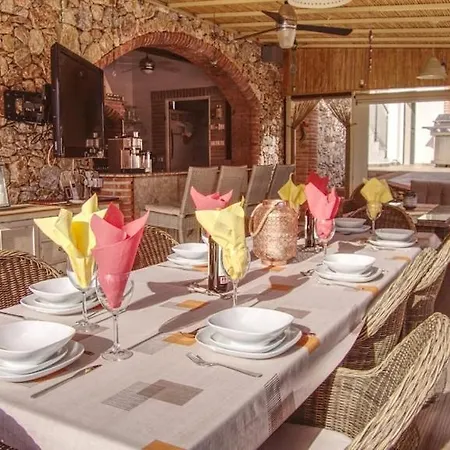 Exceptional Costa Del Sol El Espuela For 8 Heated Pool Amazing Views & Quality Villa Torrox