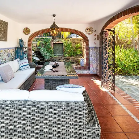 Exceptional Costa Del Sol El Espuela For 10 Heated Pool Amazing Views & Quality Willa